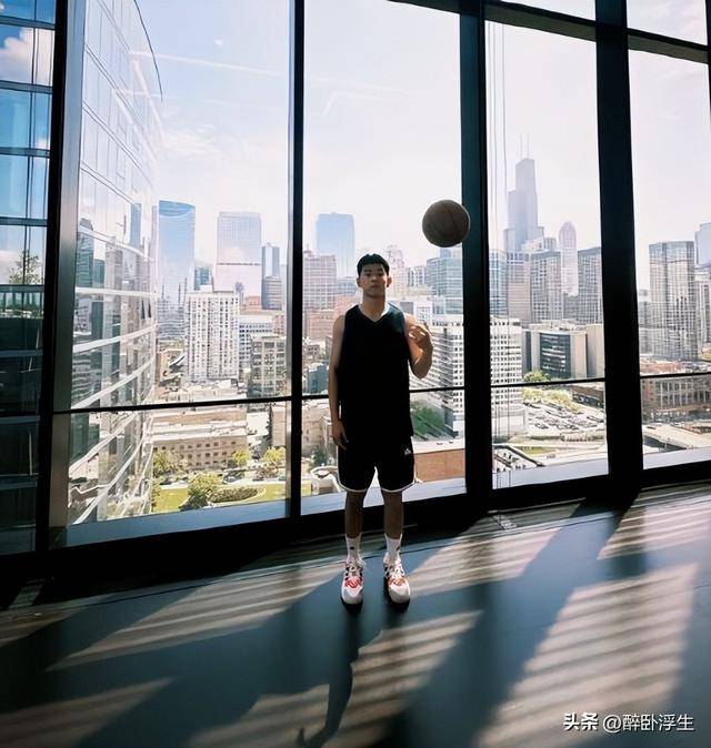 NBA选秀落选！媒体人：林葳的NBL潜在下家有凤凰、子弹和坎斯大班的简单介绍
