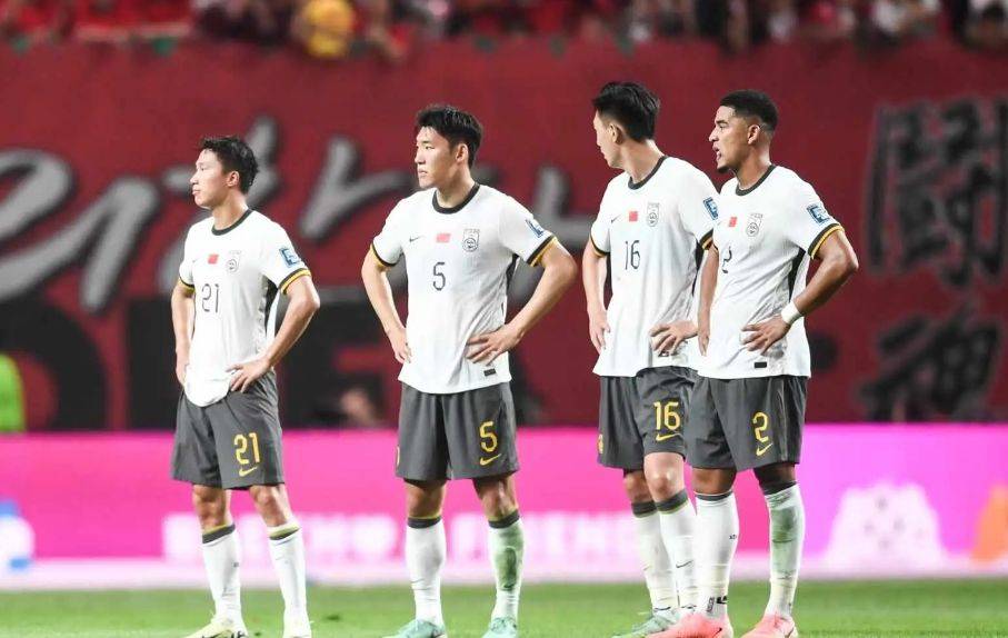一场2-1绝杀，让中国队争冠起死回生，还送亚洲冠军2连败