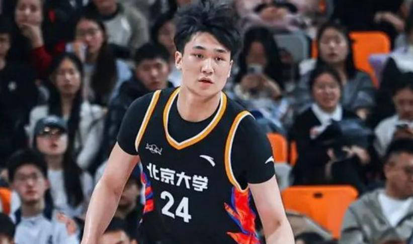 关于广州男篮官方晒管子煜集锦：欢迎管子煜加入广州大家庭的信息